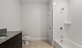 360 W 2nd 11, Boston, MA 02127