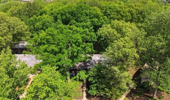 4335 AMERICANA Dr 203, Annandale, VA 22003