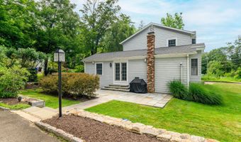 277 Franklin St Ext, Danbury, CT 06811