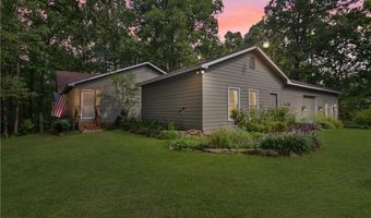 585 Lee Dr, Acworth, GA 30102