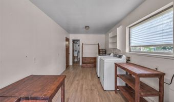 212 Circle Dr, Alvarado, TX 76009
