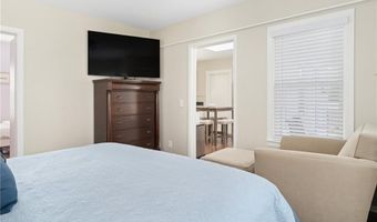 845 Main St, East Greenwich, RI 02818