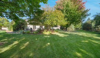 W6063 STRAWFLOWER Drive, Appleton, WI 54915