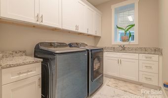 64 Creekside View Dr, Asheville, NC 28804