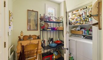 33 SUNSET Dr, Anniston, AL 36207