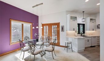 548 6th St NW, Altoona, IA 50009