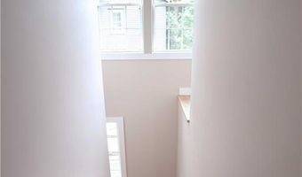 57 Callender Ave, Newport, RI 02840