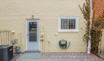 3733 JASON Ave, Alexandria, VA 22302