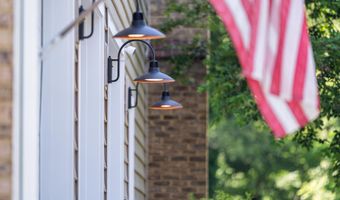 24168 SPRING MEADOW Cir, Aldie, VA 20105