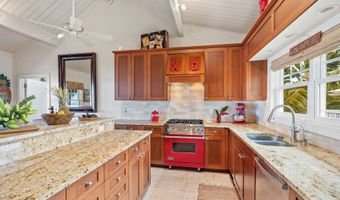 7961 KAUMUALII Hwy, Kekaha, HI 96752