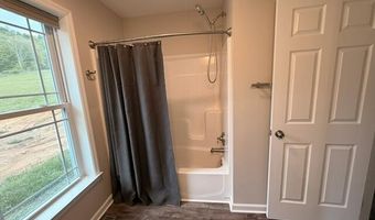 360 Rainbow Ln, Asbury, WV 24916