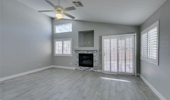 2744 Summerchase Ln, Henderson, NV 89052