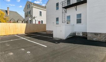 131 Broadway 4, Newport, RI 02840