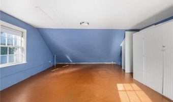 2 Preserved Arnold Ct, Lincoln, RI 02865