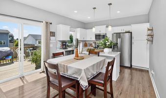 624 18th St SE, Altoona, IA 50009