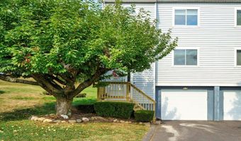 31 Wynwood Dr 31, Cromwell, CT 06416