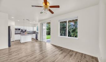 73 Hoku Puhipaka St, Kahului, HI 96732