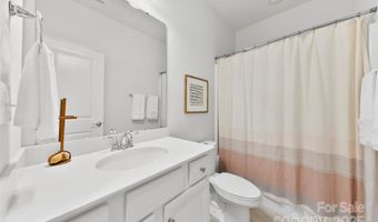9302 Dufaux Dr, Charlotte, NC 28278