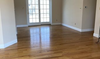 1 Lantern Ct 1, Clinton, CT 06413