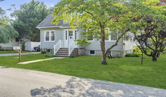 700 Halliard Ave, Beachwood, NJ 08722
