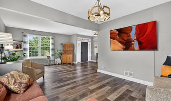 1124 Ashlyn Ln, Antioch, IL 60002