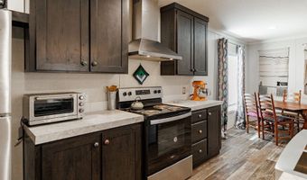 566 Hoke Hl, Canon, GA 30520