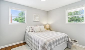 1910 ROCKLAND Ave, Rockville, MD 20851