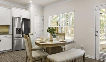 2070 Ravencliff Dr, Austell, GA 30168