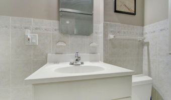 42 William St, Bayonne, NJ 07035