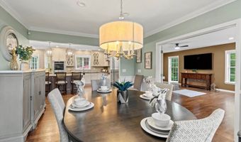 104 Windsor Dr, Auburn, NH 03032