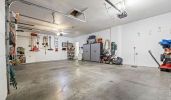 3031 Bayberry Rd, Ames, IA 50014