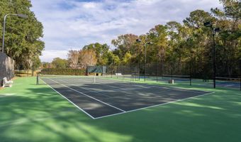 110 Coosaw Club Dr, Beaufort, SC 29907