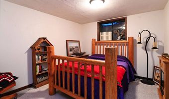 226 Chalk Buttes Rd, Douglas, WY 82633