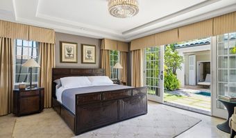 917 Iiwi St, Honolulu, HI 96816