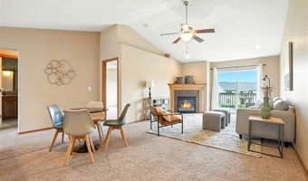 1805 Goose Lake Cir, North Liberty, IA 52317