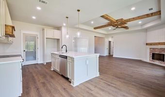 10581 W Miller Sardis Rd, Bauxite, AR 72011