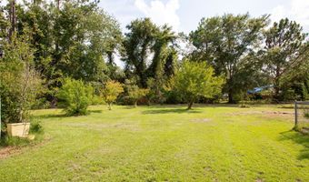 542 Ga Highway 64, Alma, GA 31510