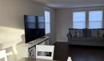 351 Boulevard, Middletown, RI 02842