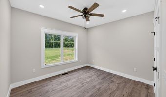 7003 Honeysuckle Trl, Baxter, TN 38544