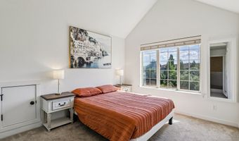 881 NE WHEELOCK Pl, Beaverton, OR 97006