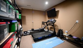 5753 N Golf Course Rd, Bicknell, IN 47512