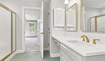 6 Cathedral Ct, Cumberland, RI 02864