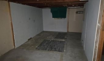 729 Brisbin St, Anoka, MN 55303