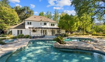 28925 Medea Mesa Rd, Agoura Hills, CA 91301