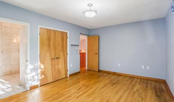 4510 GRETNA St, Bethesda, MD 20814
