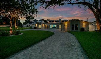 49 INTERLAKEN Rd, Orlando, FL 32804