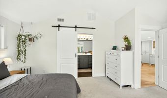 1108 Park St, Ashland, OR 97520