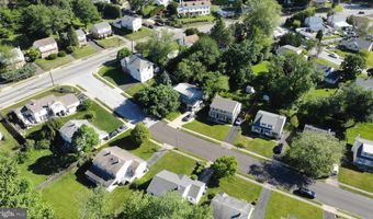 2921 SENAK Rd, Abington, PA 19001