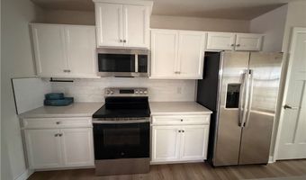 1288 Divot Cir, Akron, OH 44313