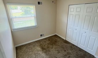 142 Village Dr, Barnegat, NJ 08005